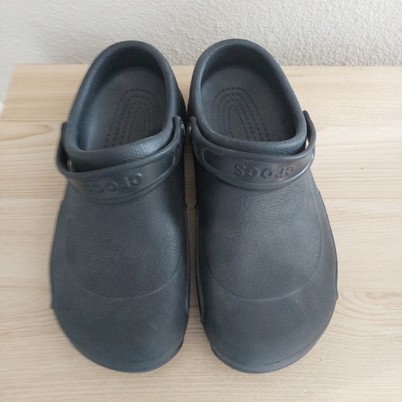 CROCS Bistro Black Work Clogs Men's Size 11 - Picture 1 of 6